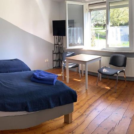 Monteurs Zimmer Noack Borssum Ngoại thất bức ảnh